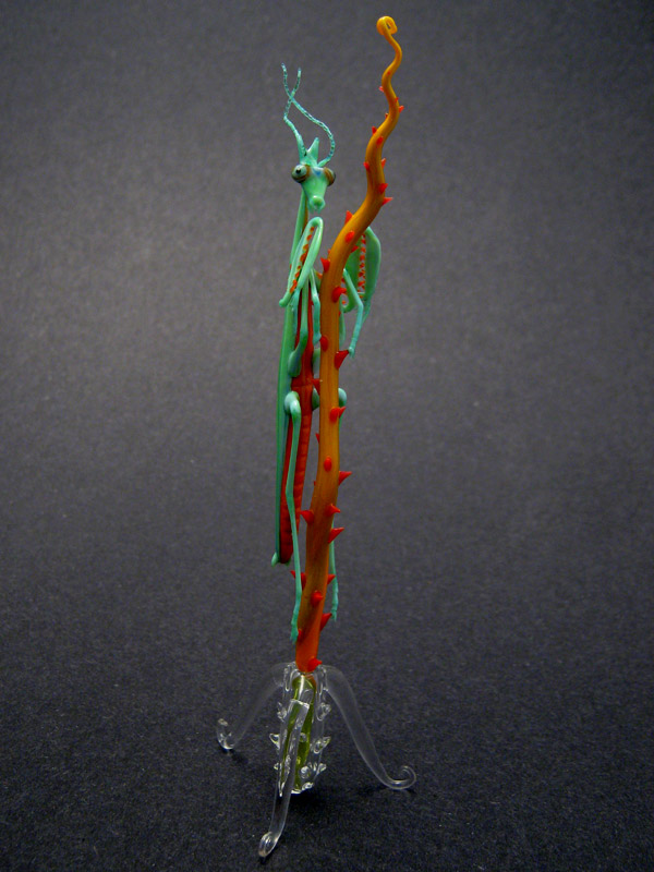 Bright Briar Mantis, glass wasp by Wesley Fleming
