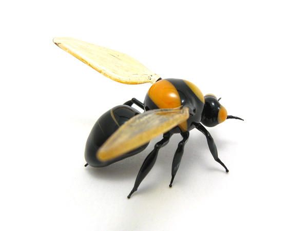Bumblebee with 3/16\" steel pin in rear foot, glass bug by Wesley Fleming