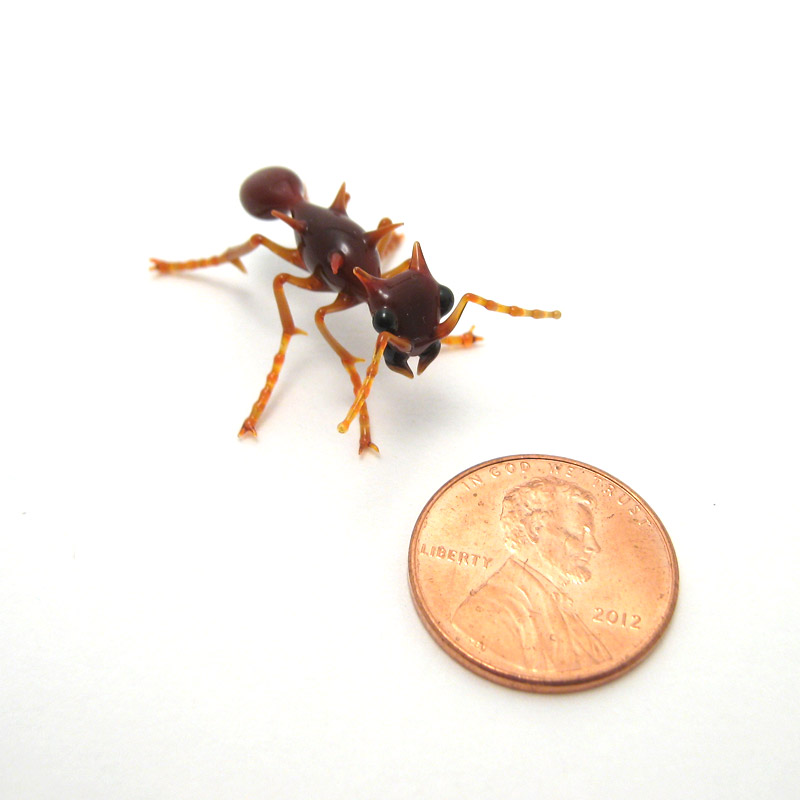 Mini Leafcutter Ant, glass leafcutter ant by Wesley Fleming