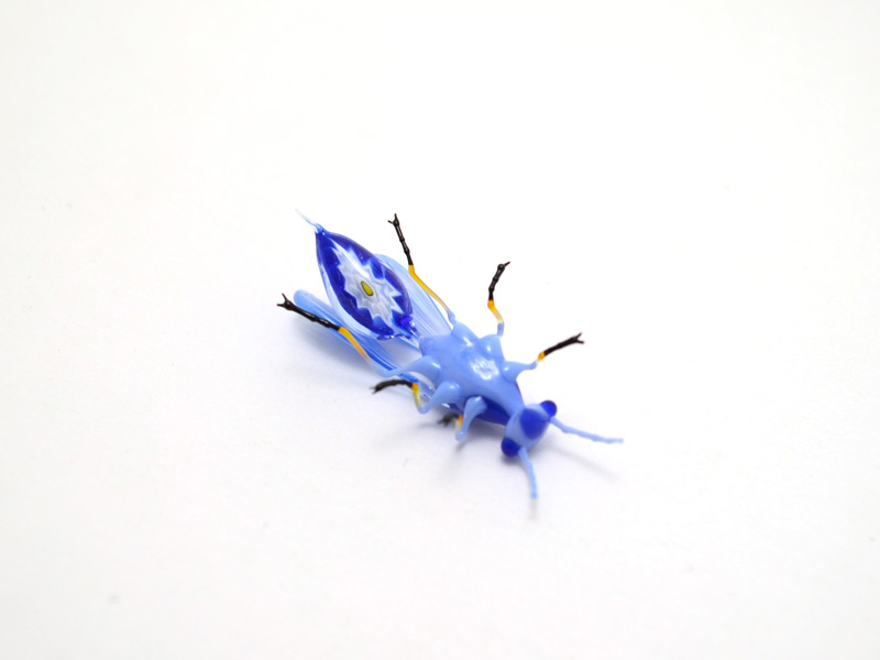 Blue Murrini Wasp, glass wasp by Wesley Fleming