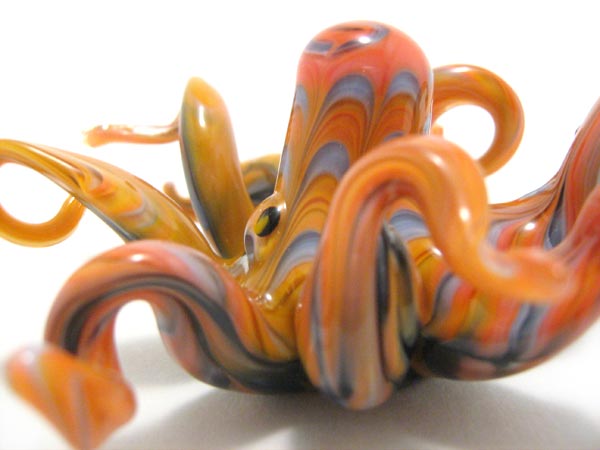 Blue Octopus, lampworked glass cephalopod by Wesley Fleming